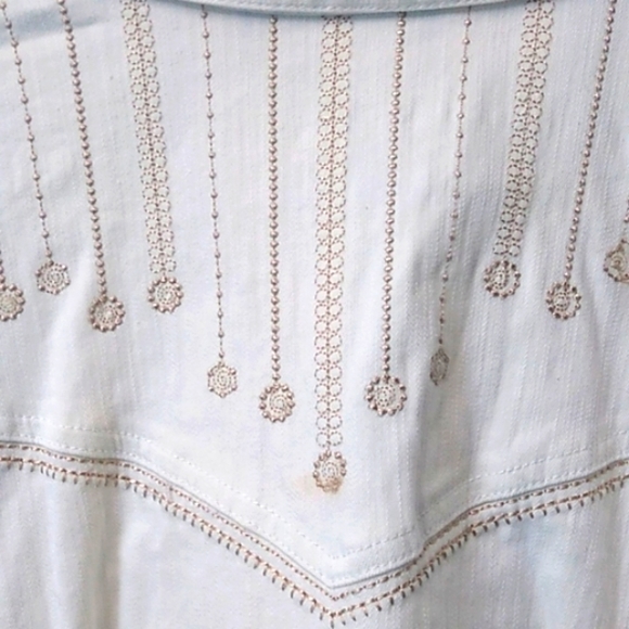 Denim & Co. Embroidered Classic Denim Jacket, XL, NWoT - Picture 4 of 10